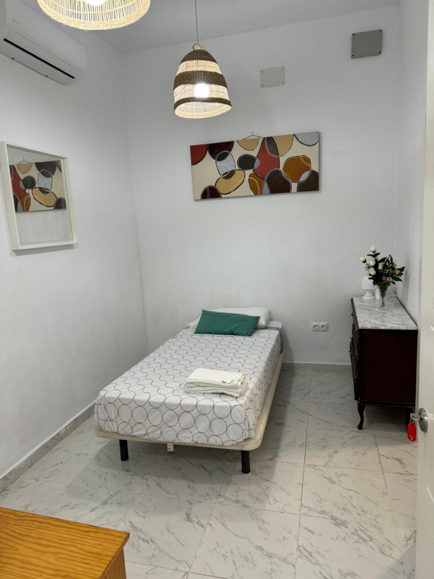 Genius Apartments Аликанте Екстериор снимка
