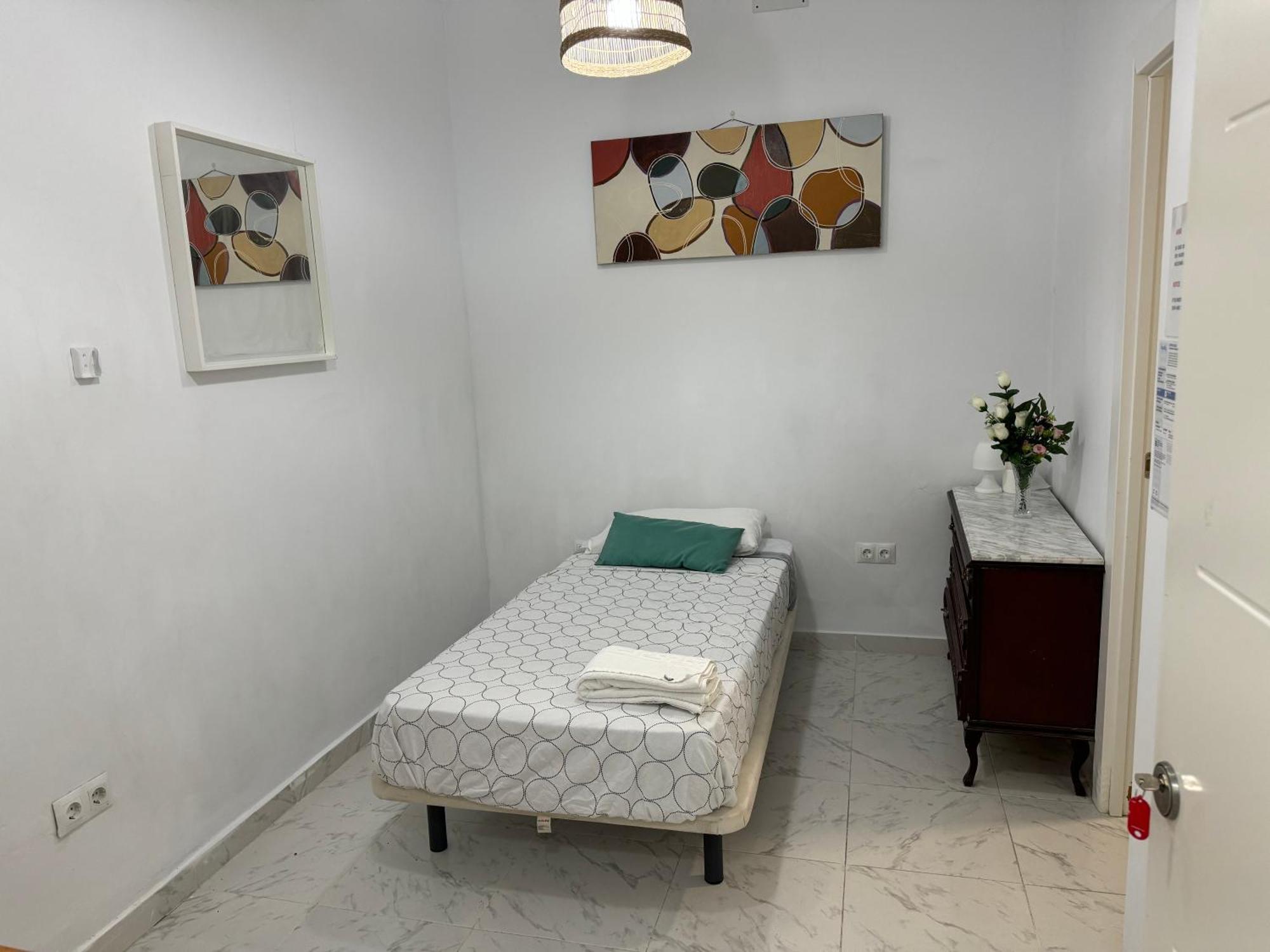 Genius Apartments Аликанте Екстериор снимка